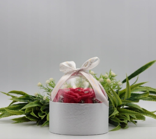FLOWERBOX KWIATY MYDLANE BUKIET KWIATÓW W PUDEŁKU FLOWER BOX RÓŻE MYDEŁKO