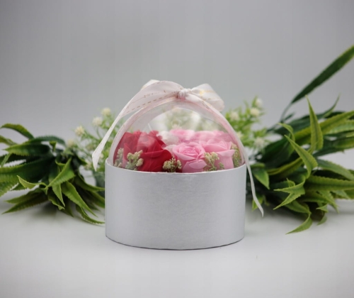 FLOWERBOX KWIATY MYDLANE BUKIET KWIATÓW W PUDEŁKU FLOWER BOX RÓŻE MYDEŁKO