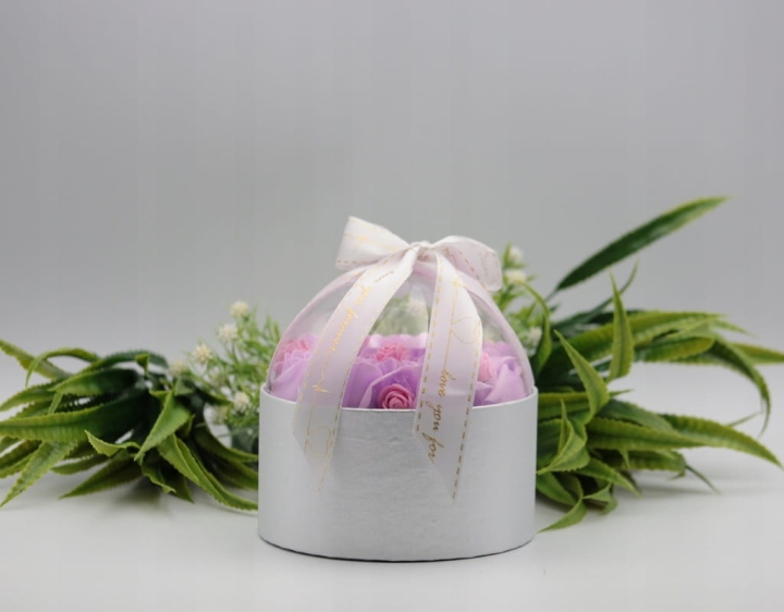 FLOWERBOX KWIATY MYDLANE BUKIET KWIATÓW W PUDEŁKU FLOWER BOX RÓŻE MYDEŁKO