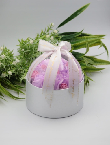 FLOWERBOX KWIATY MYDLANE BUKIET KWIATÓW W PUDEŁKU FLOWER BOX RÓŻE MYDEŁKO