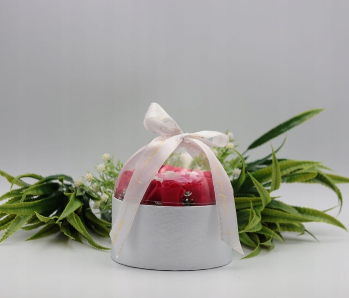 FLOWERBOX KWIATY MYDLANE BUKIET KWIATÓW W PUDEŁKU FLOWER BOX RÓŻE MYDEŁKO