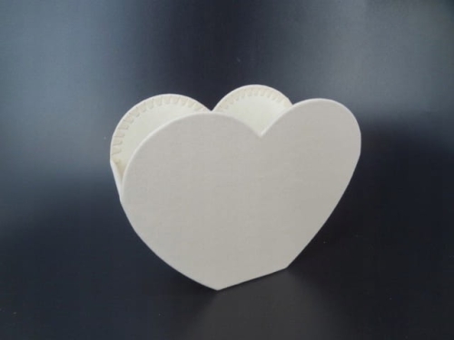 Flower box pudełko na kwiaty serduszko biały welurowy Prezent Prezentowe